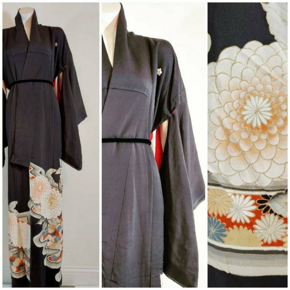 SOLD🦋 Vintag silk rayon Kimono Japanese robe - Picture 1 of 12